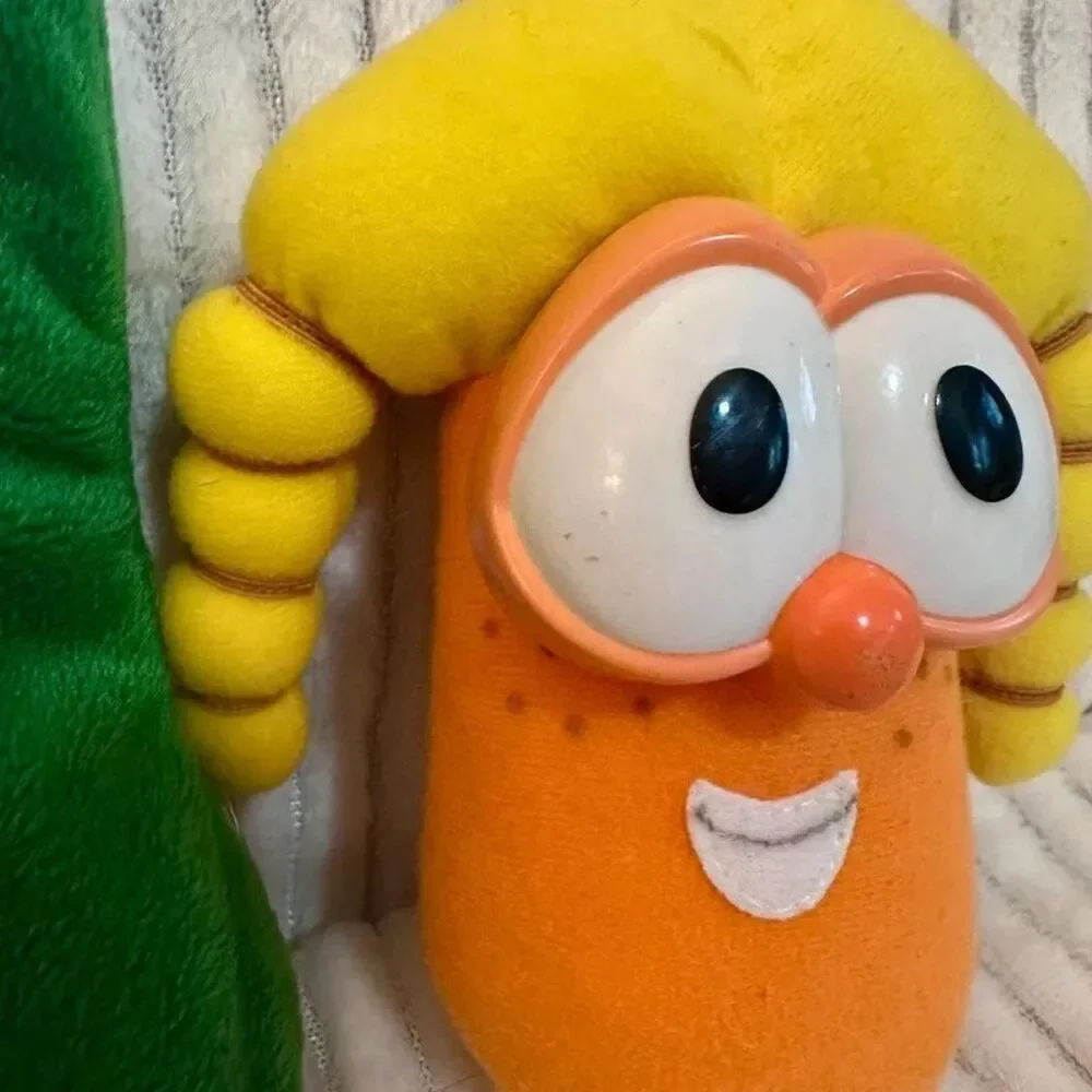 N/A veggietales plush